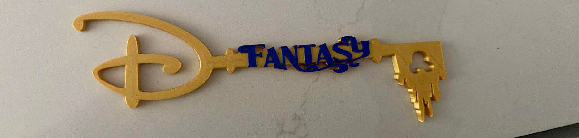 Fantasy Cruise Ship magnet Key